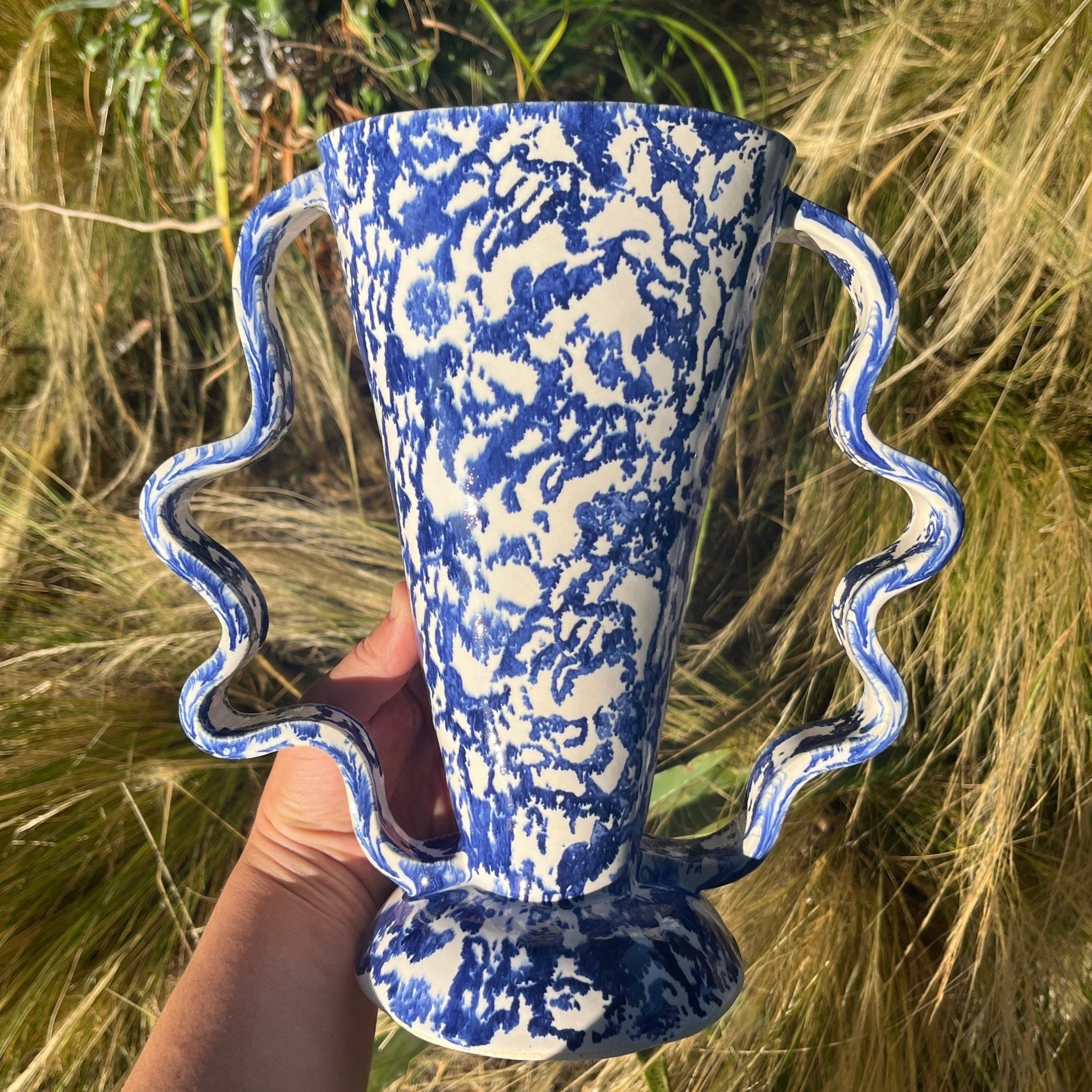 Stretch Vase | Morgan Peck in blue and white 