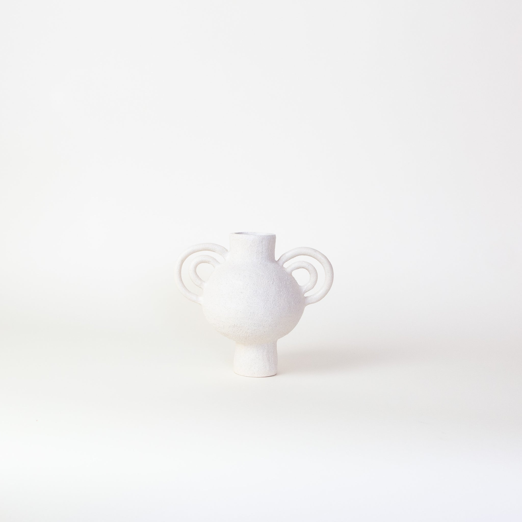 Clandestine Céramique | L’Enfant Lune aux Doubles Anses Vase