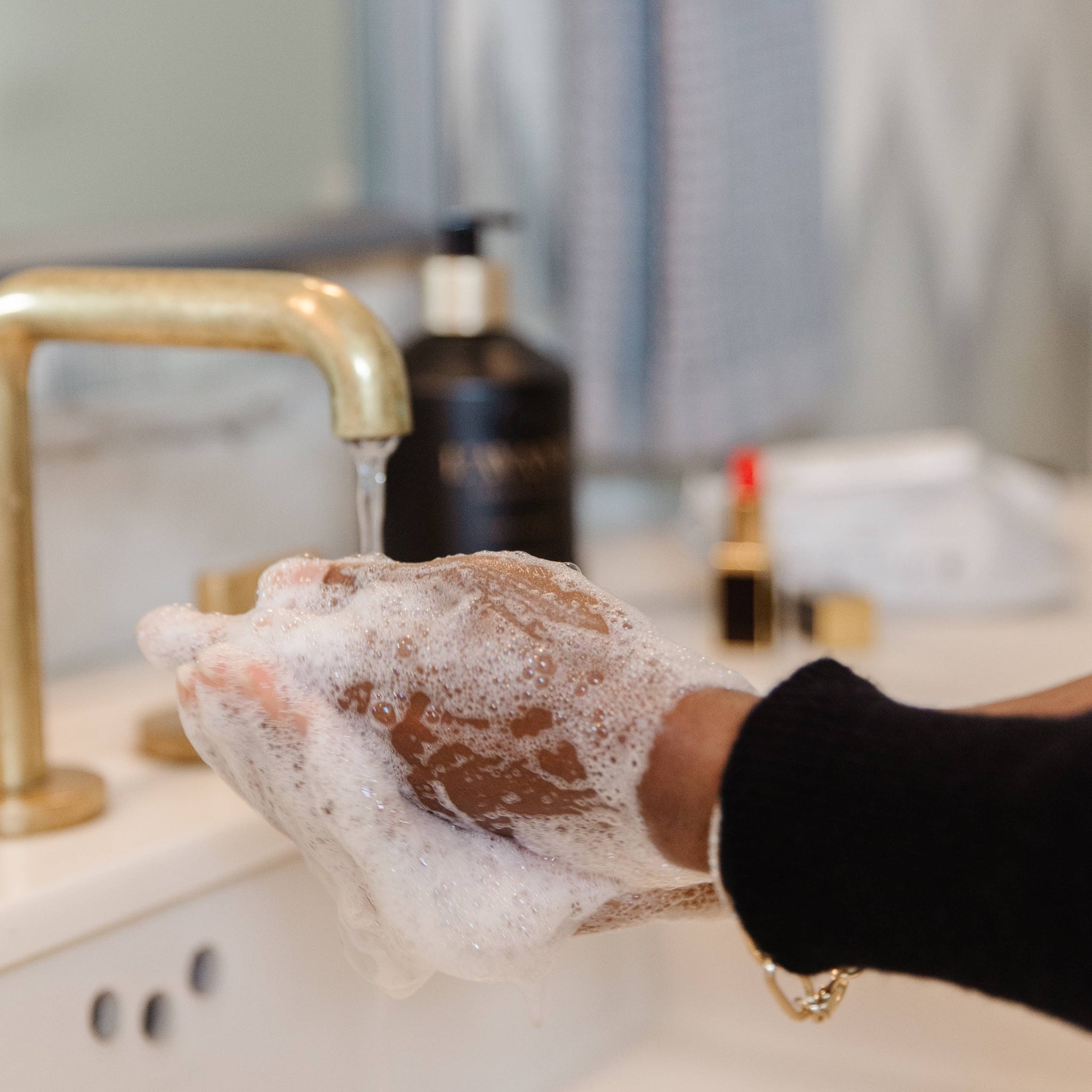 L'AVANT Fresh Linen Hand Soap